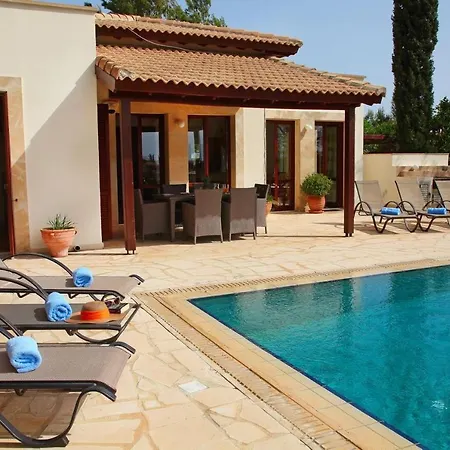 Aphrodite Hills Superior Villas Superior 0114 Air Conditioning 3 Bedrooms Villa *