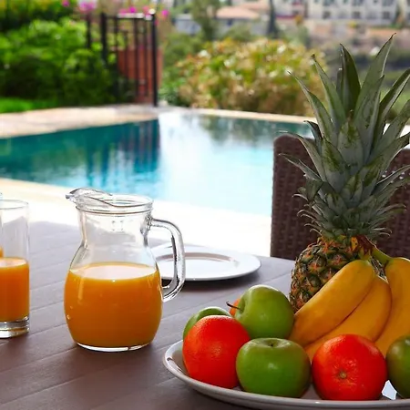 Aphrodite Hills Superior Villas Superior 0114 Air Conditioning 3 Bedrooms Villa *